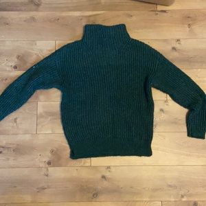 Forest green Apt. 9 knit sweater, size small